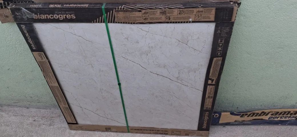 Porcelanato Golden Beige Lux 90X90 Polido Retificado - Biancogres Porcelanato Golden Beige