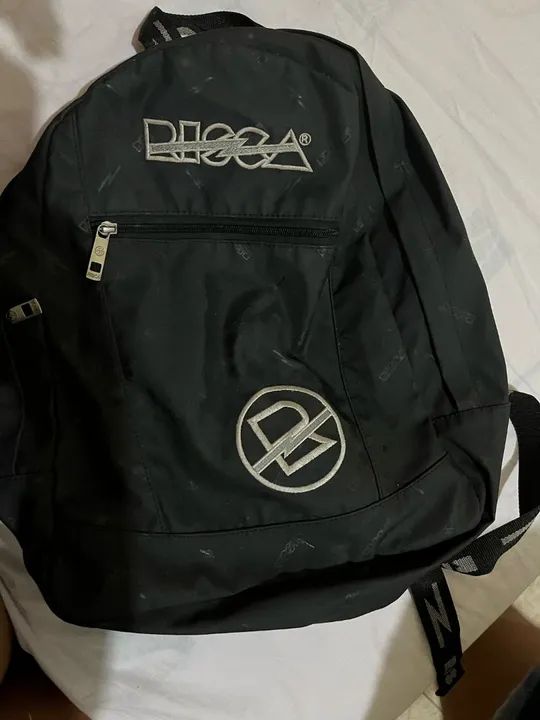 Mochila Rígida Preta - Ideal para o Trabalho - Foto 2