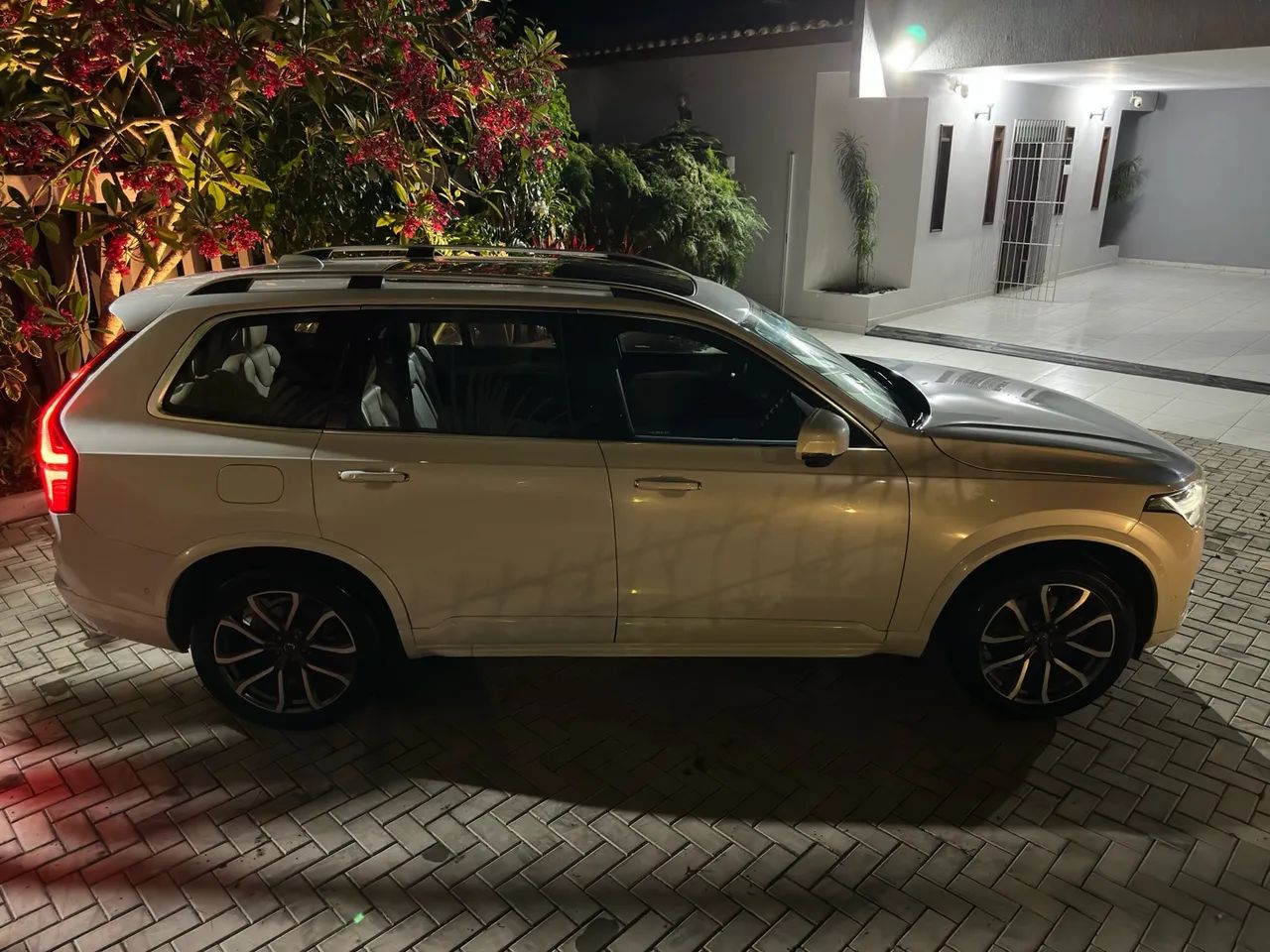 Volvo Xc90 T6 Momentum 2018  - Foto 3