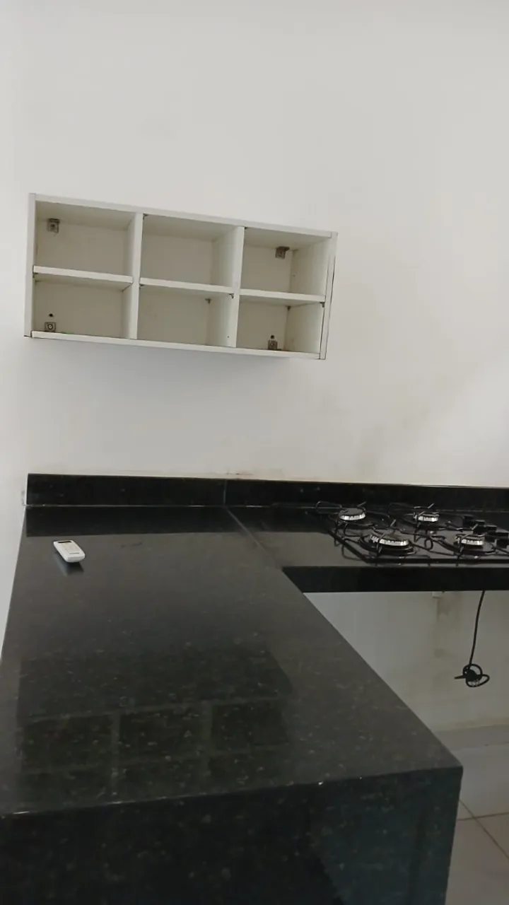 Alugo kit Net mobíliado