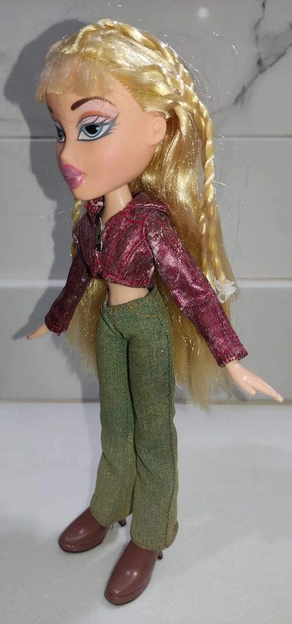 Boneca Bratz anos 2000 loira - Foto 2