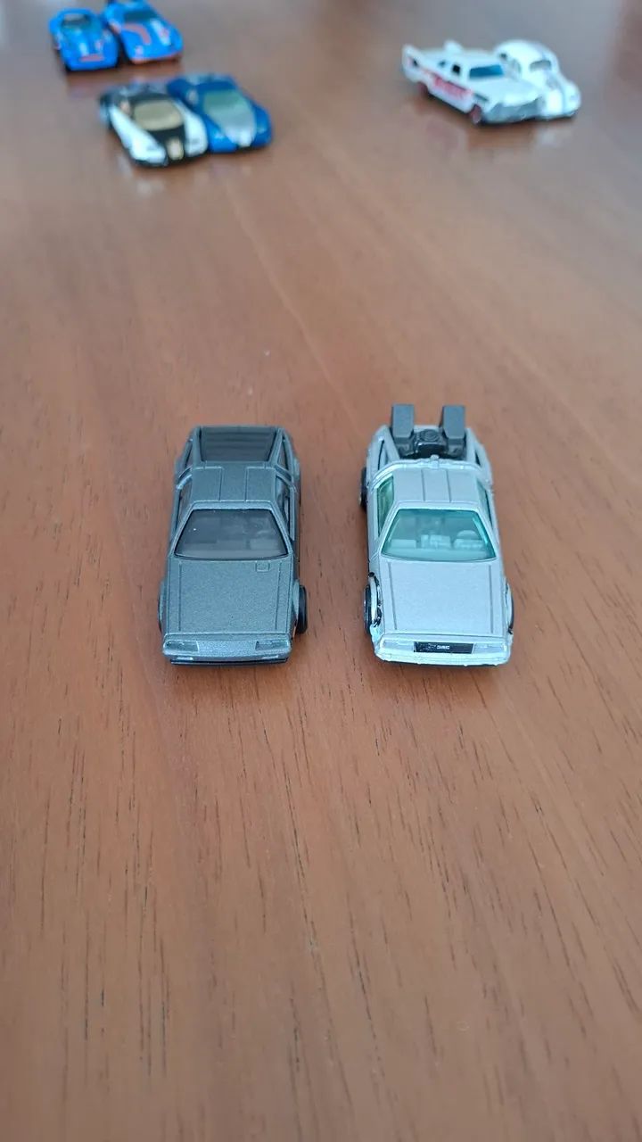 2 DeLorean - Hotwheels - Foto 2