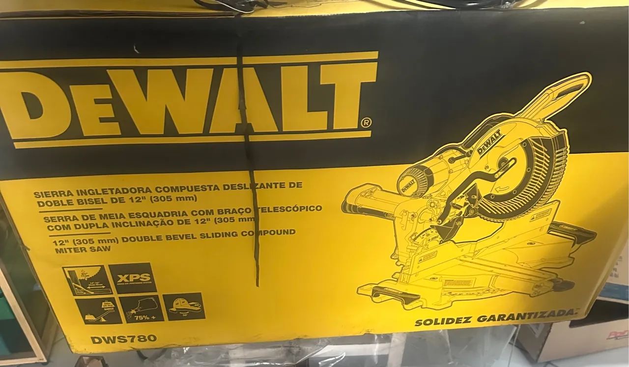 Serra de Esquadria Dewalt DWS780 - Foto 2