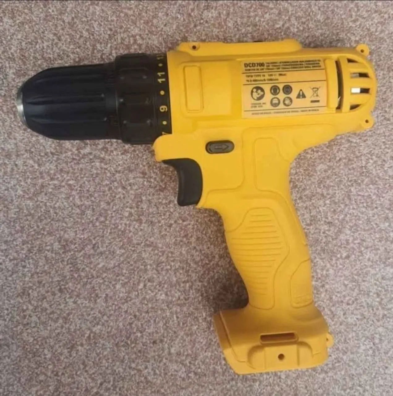 Parafusadeira 12v DeWalt Dc700 Nova - Foto 2