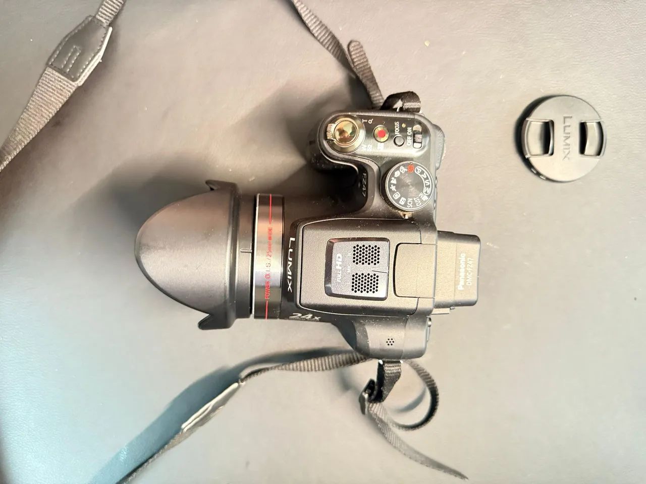 Câmera Panasonic Lumix FZ47 - Foto 4