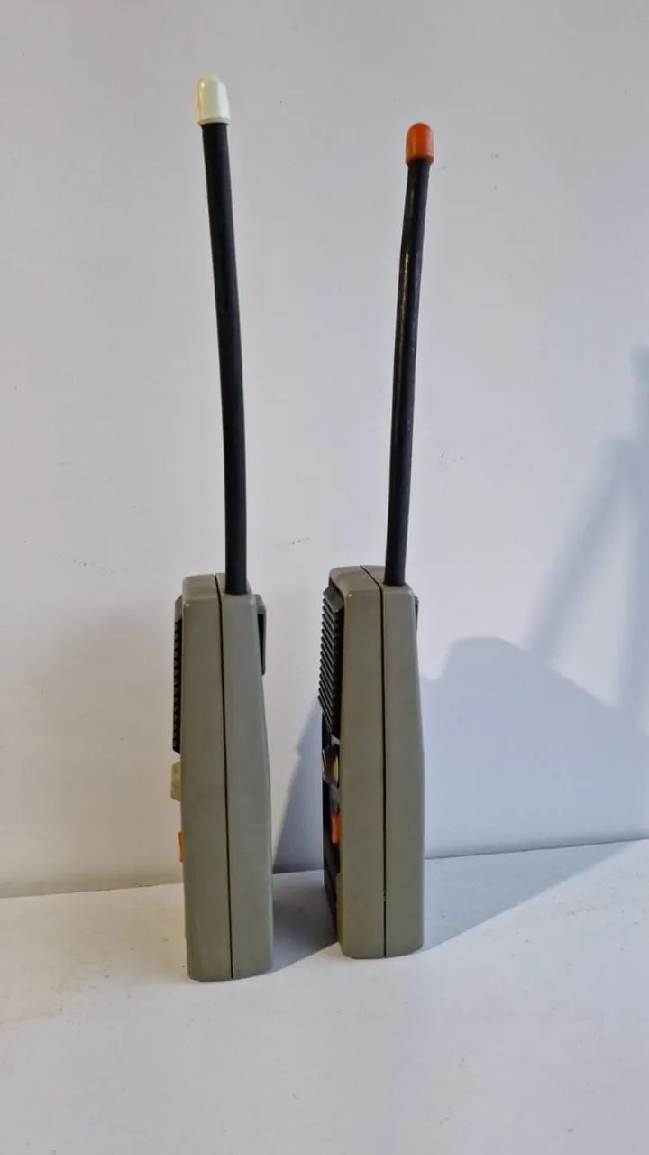Brinquedo Anos 70 Walk Talk GE funcionando, ótimo estado 249,00 somos loja - 2810