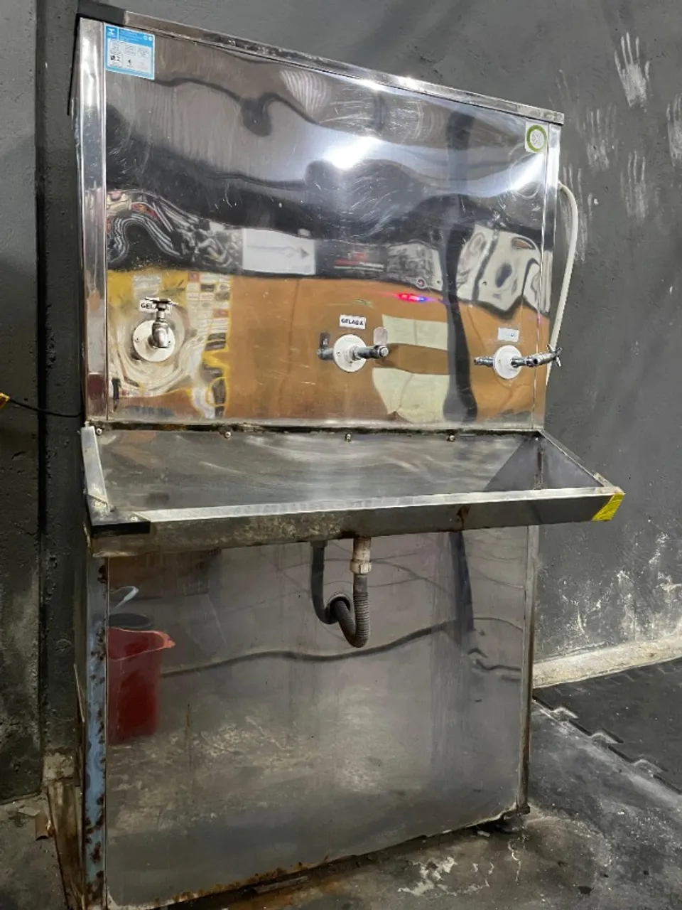 Bebedouro Industrial Inox com 3 torneiras