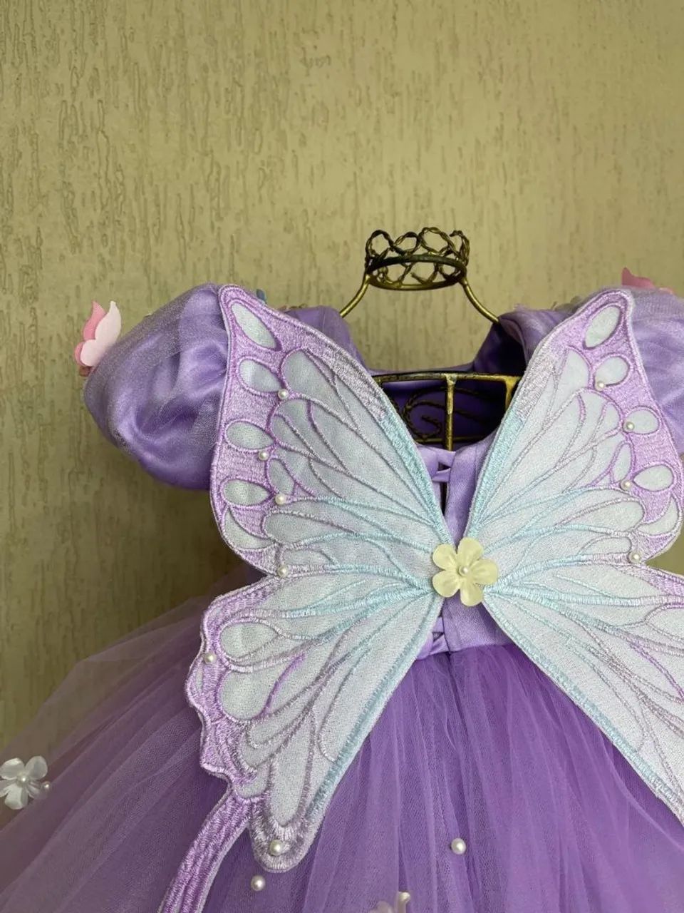 Vestido Infantil Lilás com Detalhes de Borboletas - Foto 3