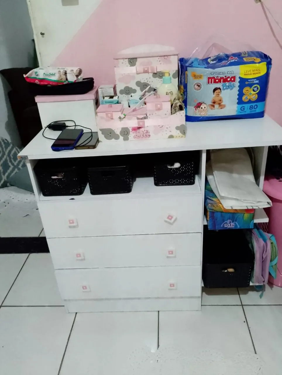 Cômoda Infantil com Gavetas e Prateleiras