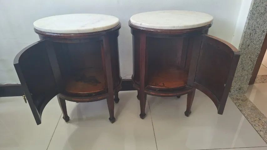 Antiga peniqueira / criado mudo em madeira  - Foto 2