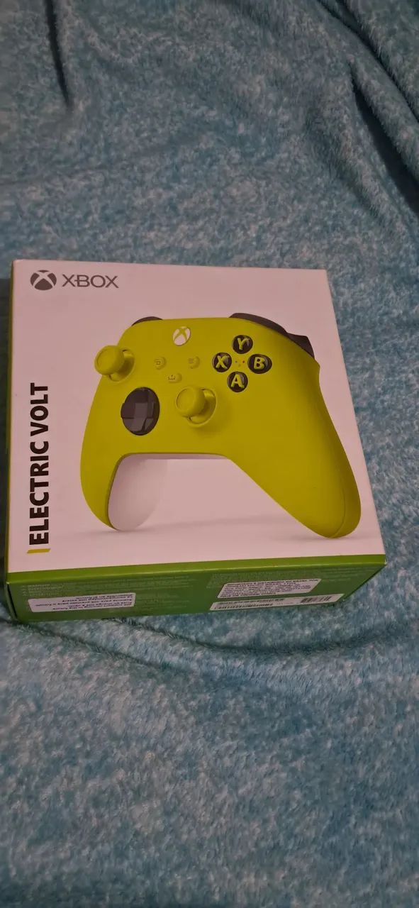 Vendo controle XBOX SERIES com bateria recarregável - Foto 2