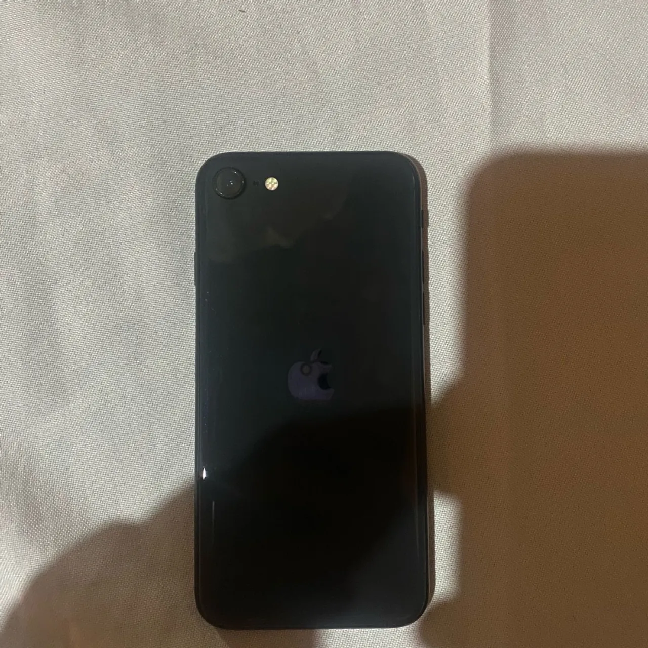 iPhone SE pra vender!! Pra jogo em motorizada