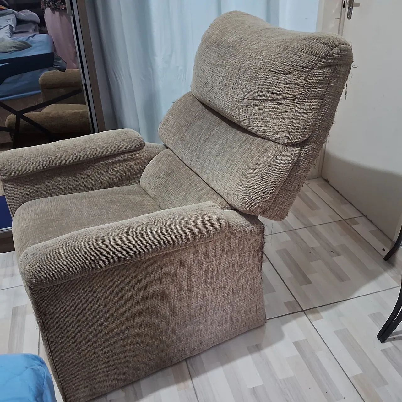 Poltrona reclinável confortável - Foto 3