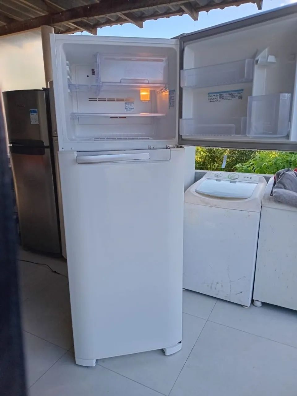 Linda geladeira Electrolux fros free 500 litros  - Foto 5
