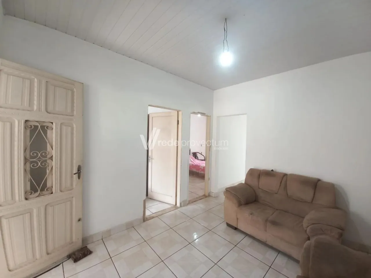 Casa a venda no Bairro Bonfim com 3 dormitórios sendo 1 suite1 vaga de garagem