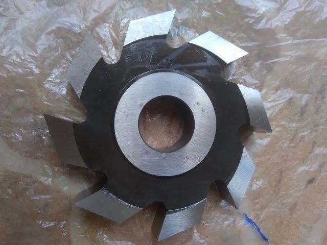 FRESA PARA RANHURA RETA 20mm 8 DENTES-Marca: INDFEMA - Foto 3