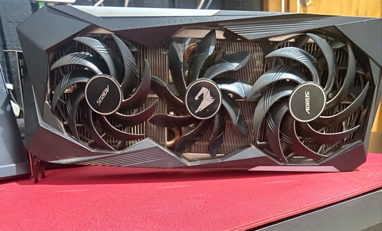 RX 6800 XT AORUS MASTER