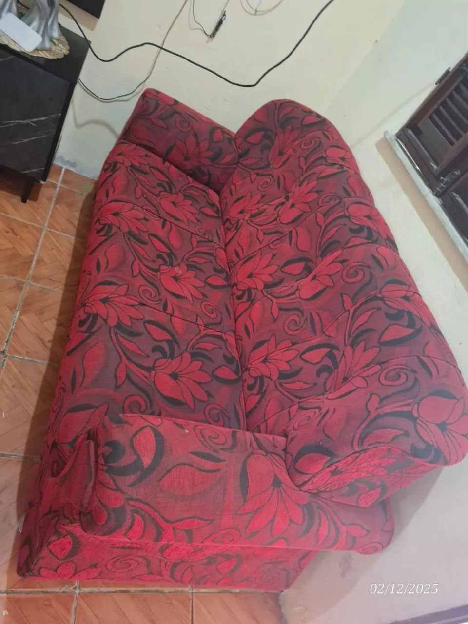 Sofá 3 lugar conservador  - Foto 2