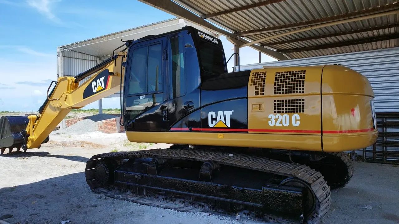 escavadeira CAT 320C - Foto 5