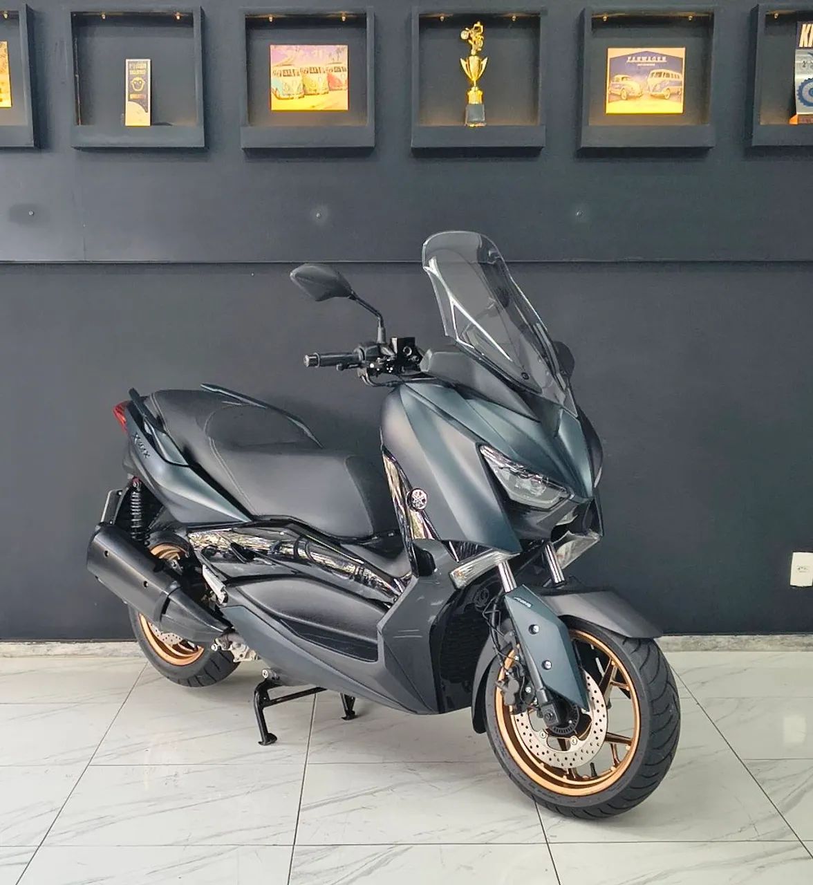 Yamaha XMax 250