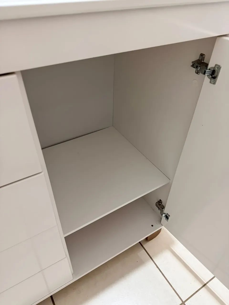 Cômoda 4 gavetas e um sapateiro  - Foto 2