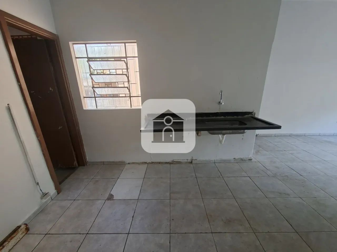Imóvel comercial para locação no bairro Martins - Foto 5