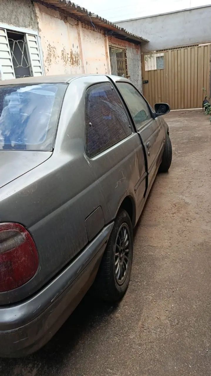 Volkswagen Logus 1.8 / CLI / CL 1996 - Foto 4