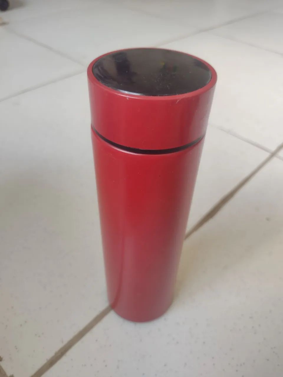 Garrafa térmica vermelha