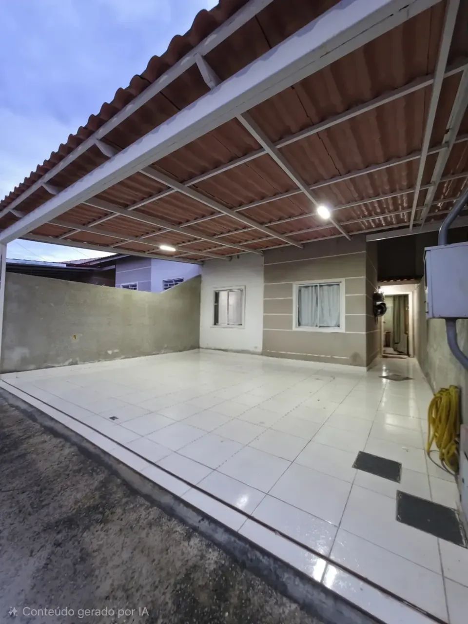 CASA CONDOMÍNIO FLÔRES DO VALE