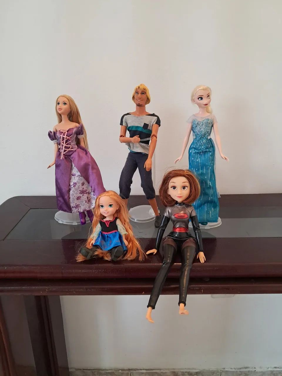 Conjunto de bonecos Disney....