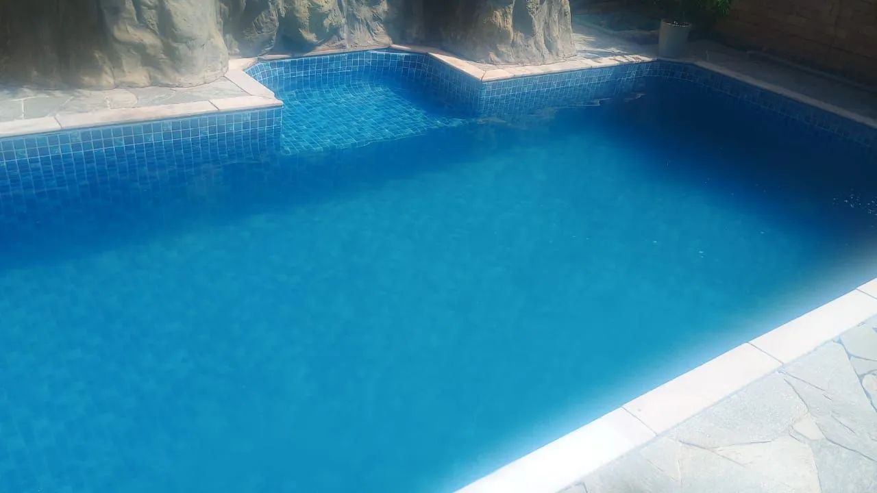 Limpeza e tratamento de piscinas. - Foto 3
