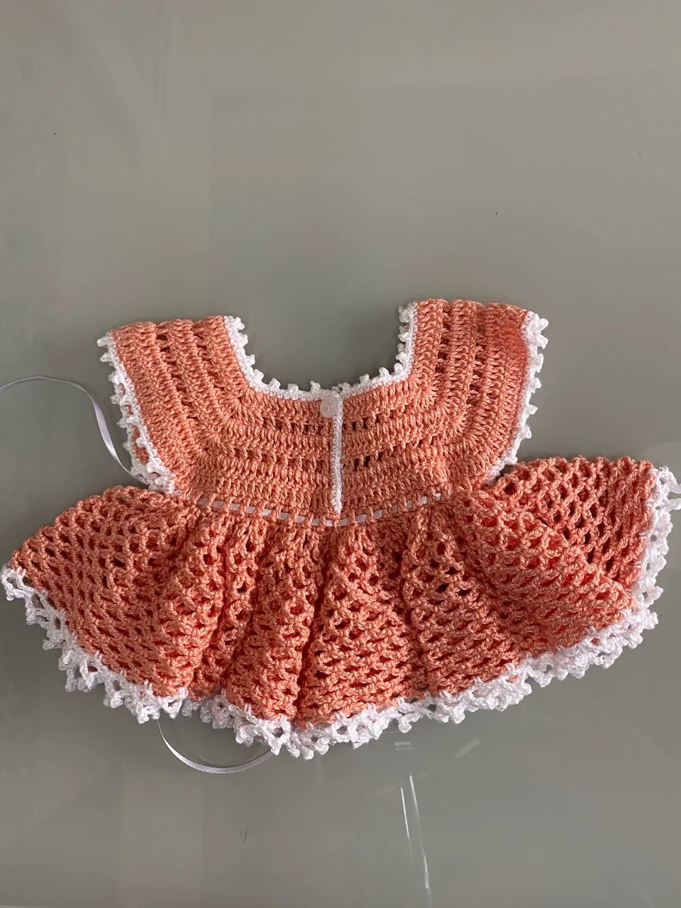 Conjunto de bata e calça em crochê  - Foto 4