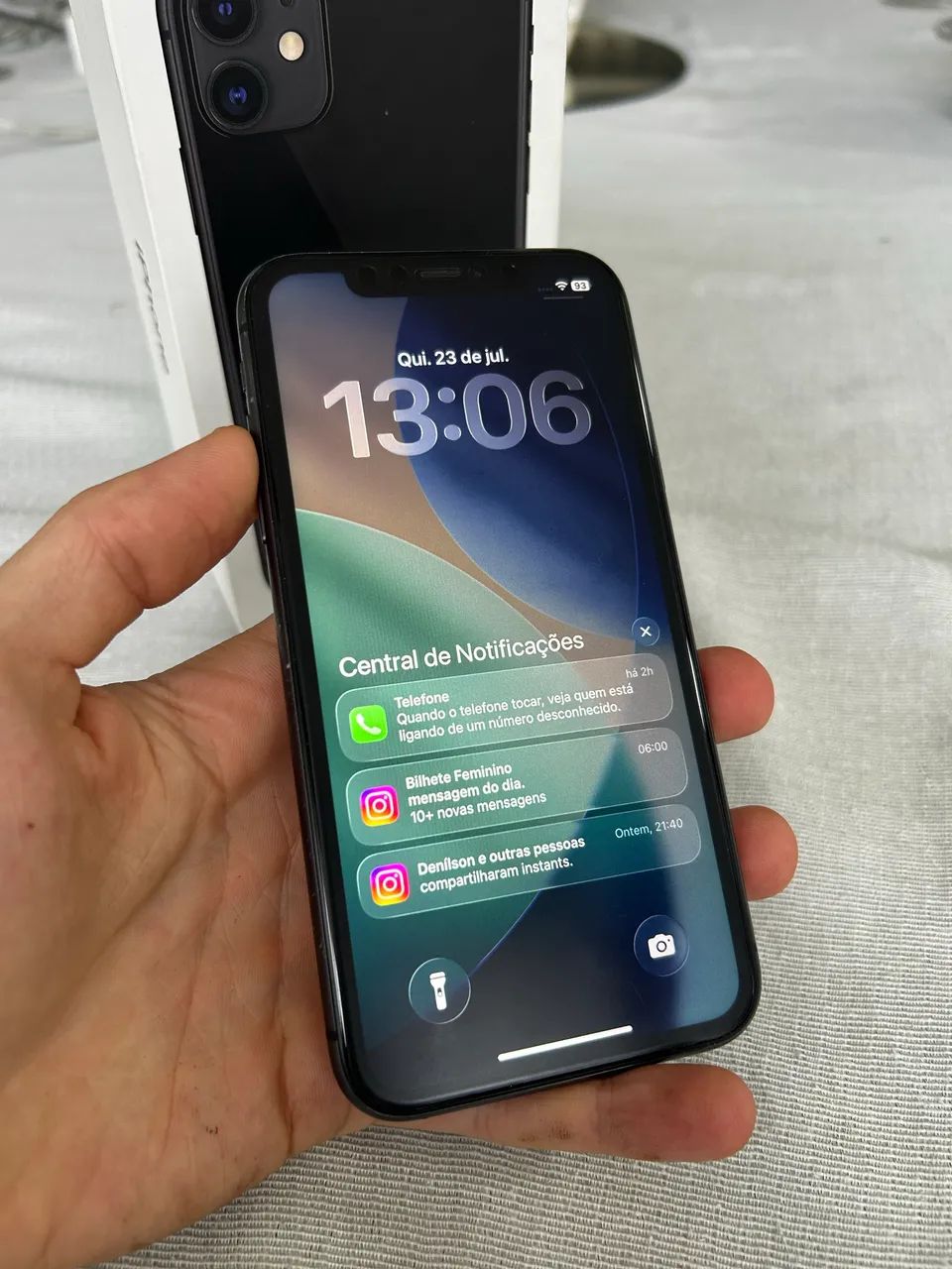 iPhone 11