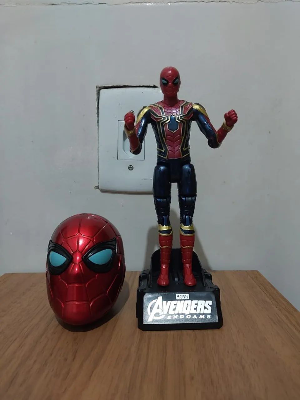 Action figure Pokemon charizard 11cm e Iron Spider Man - Foto 2