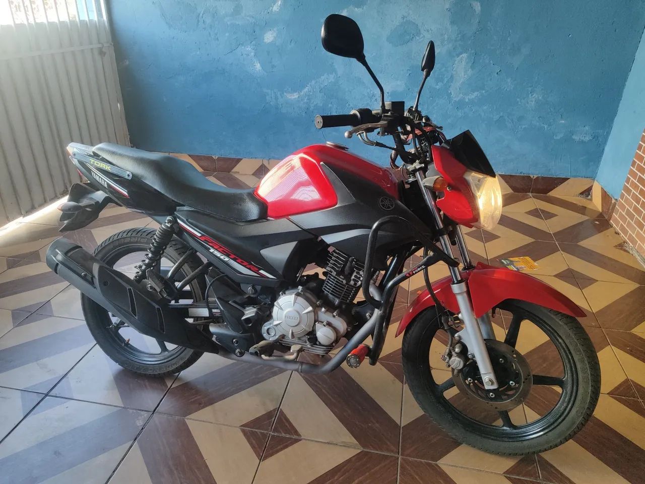 Vendo factor 150 2017 (78.000km) - Foto 2