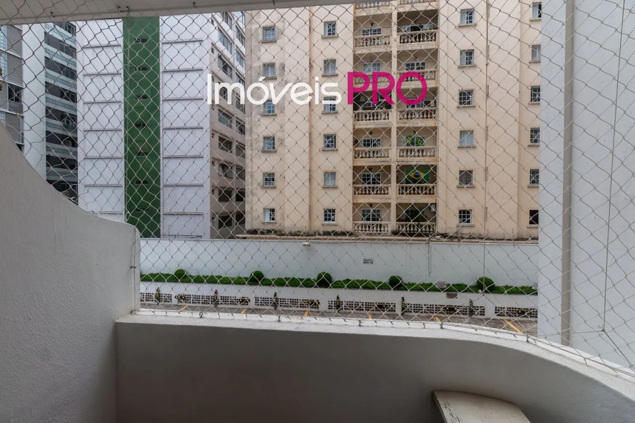 Apto totalmente mobiliado de 50m2 com 2 dorm e 1 vaga no Itaim - Foto 3