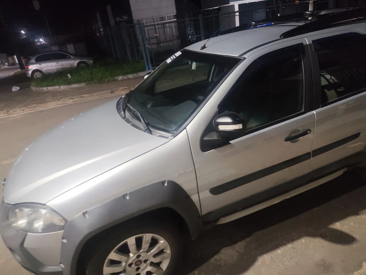 Fiat Palio Weekend Adventure Locker 1.8 Flex 2015 - Foto 2