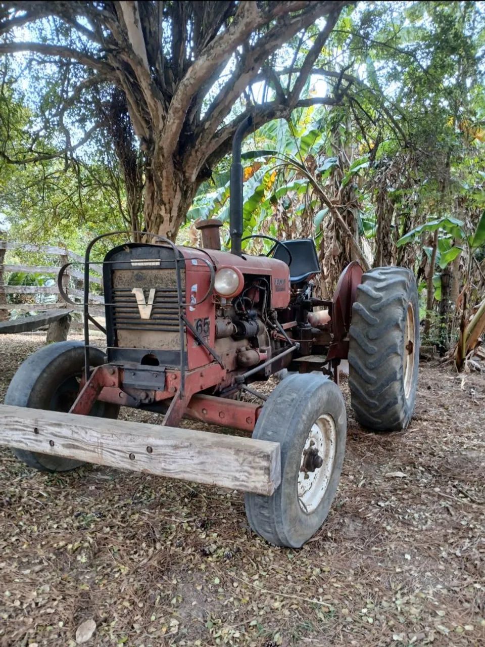 trator valmet 65 ID mais um arado - Foto 5