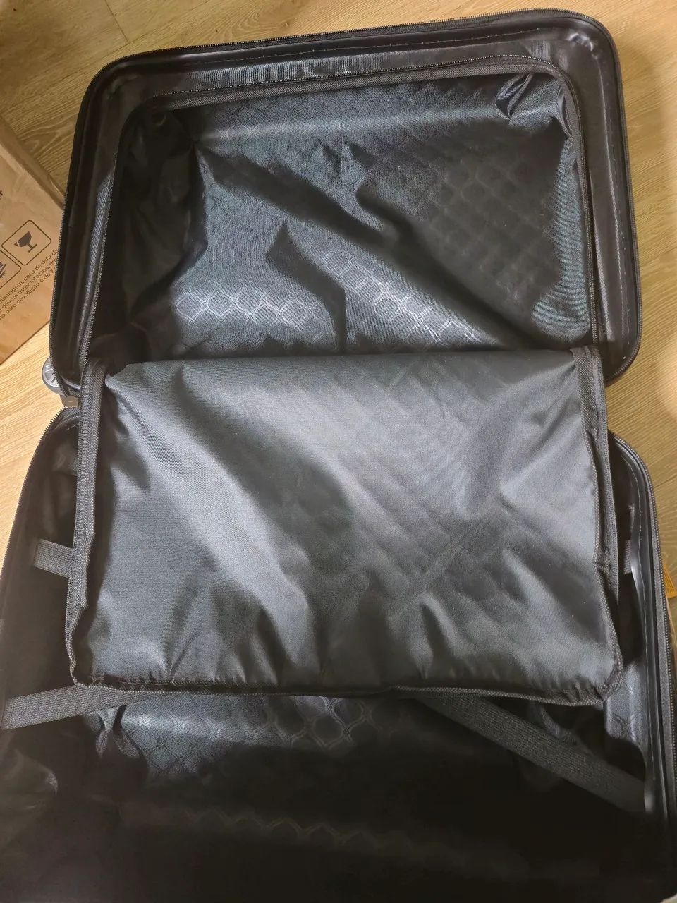 Mala de Viagem Nova Nunca Usada 10 Kg Valor negociável  - Foto 6