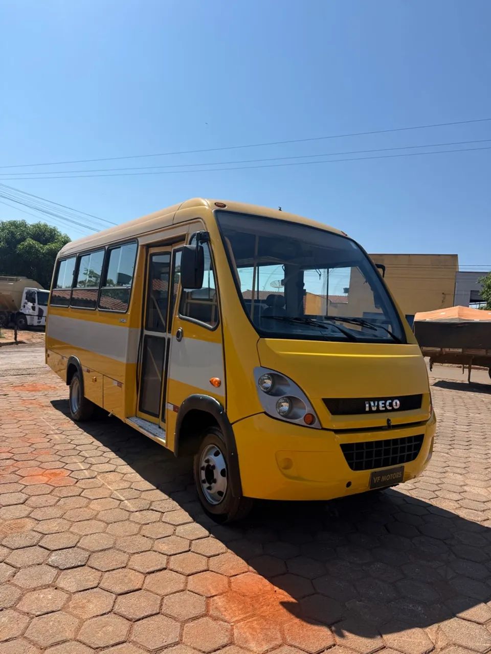 Micro ônibus Iveco 2011