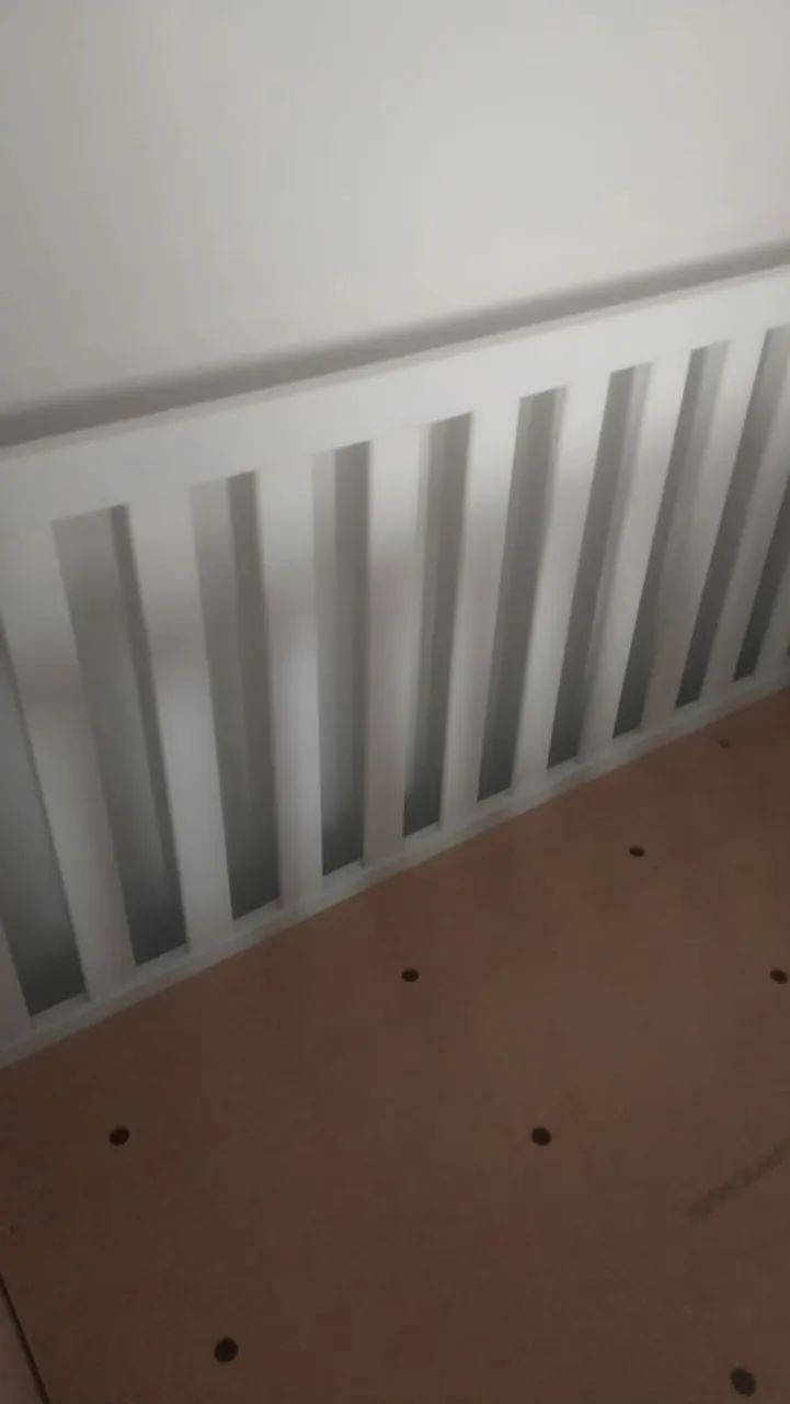 Vendo berço com colchão - Foto 4