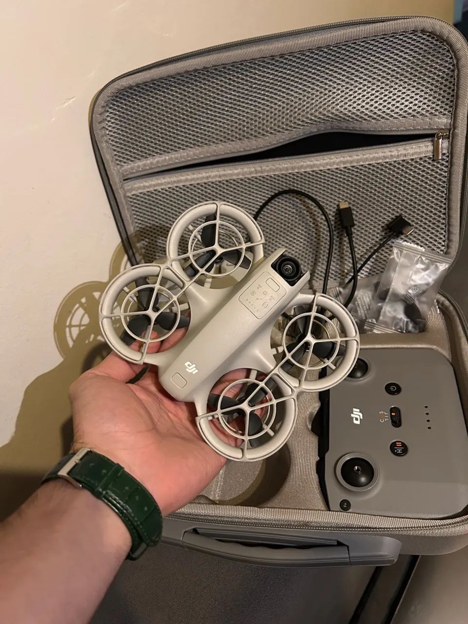 Drone DJI NEO - Combo Fly More Novíssimo  - Foto 2