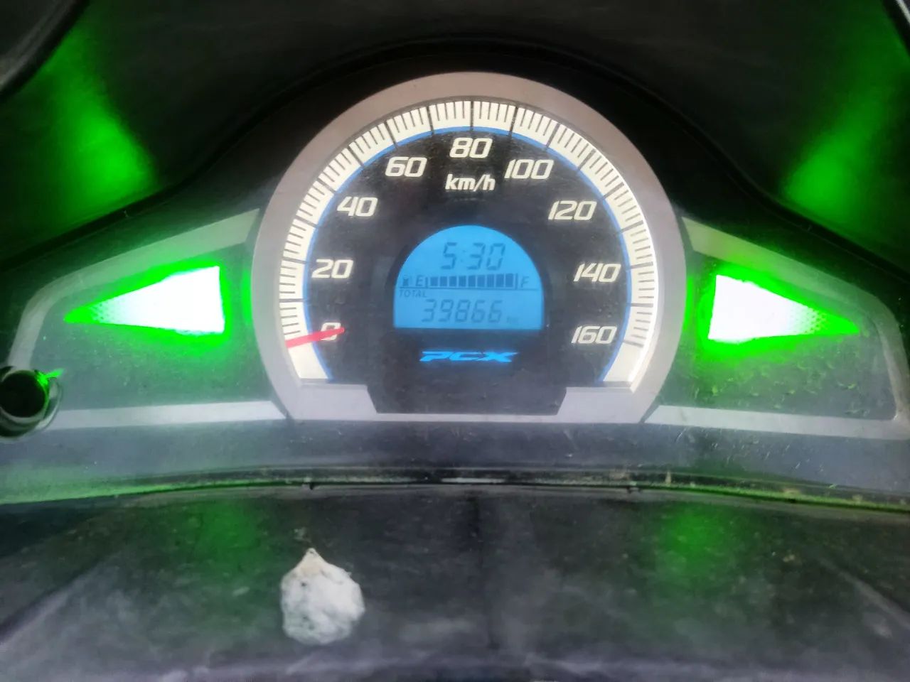 Vendo PCX 2015/2016 Preta<br>