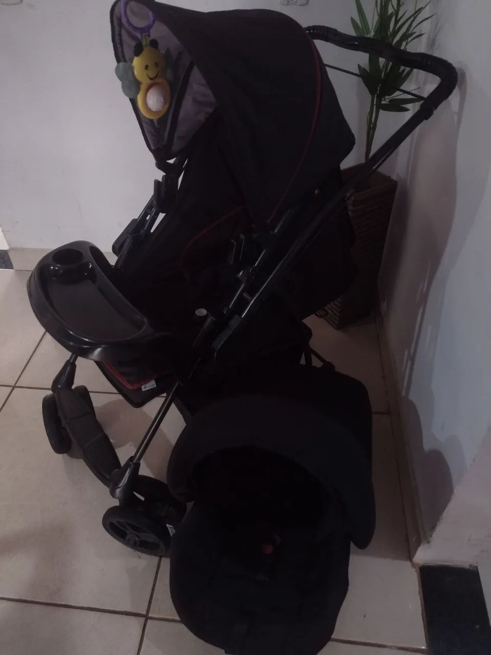 Carrinho com bebê conforto  - Foto 3