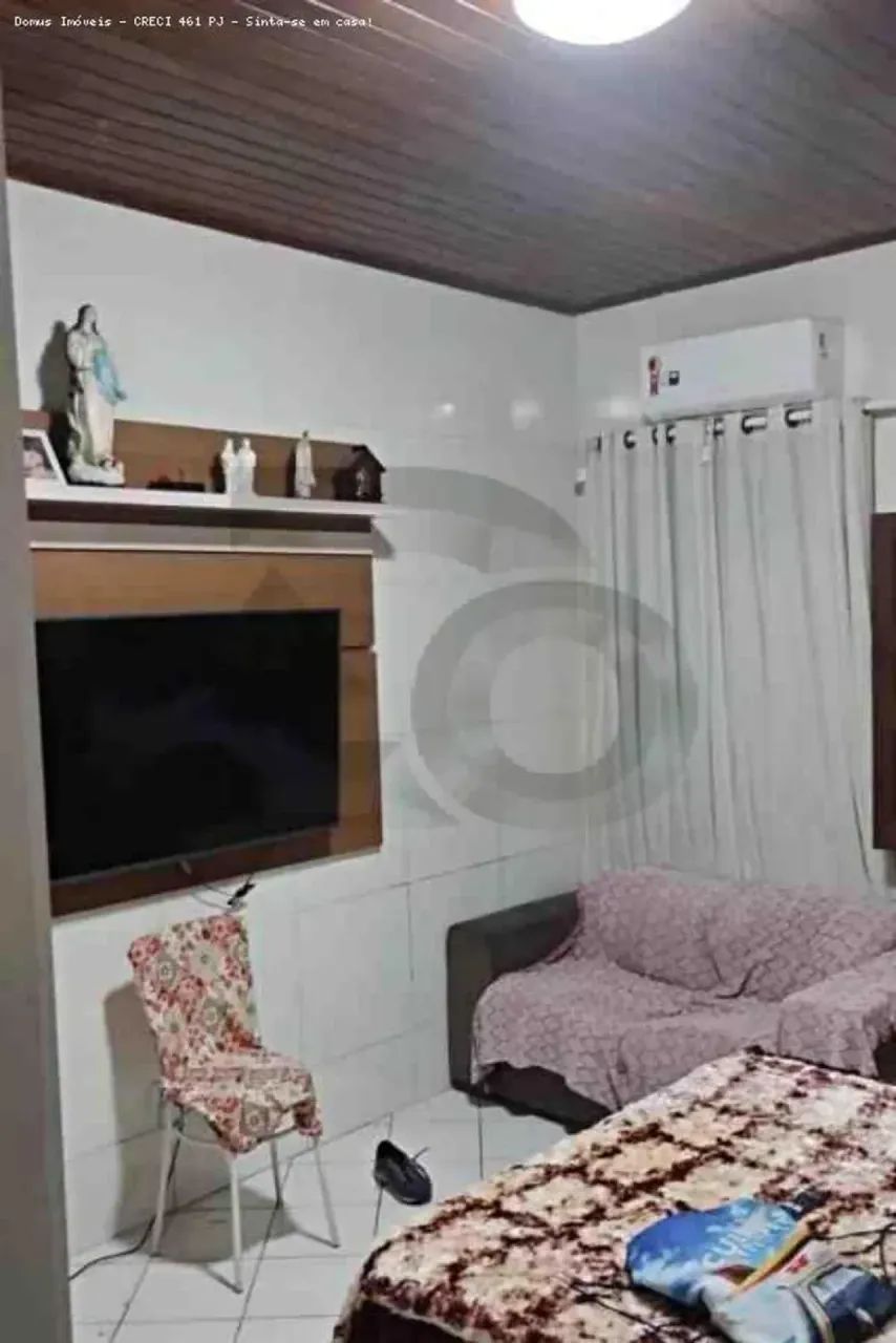 Casa de 231m² no Bairro Cirurgia: 6 Quartos, 2 Banheiros - Foto 4