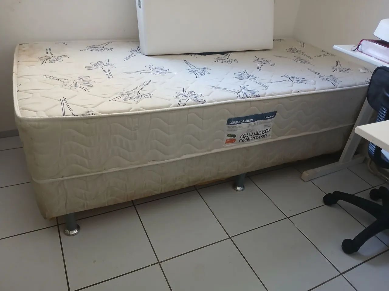 Cama box