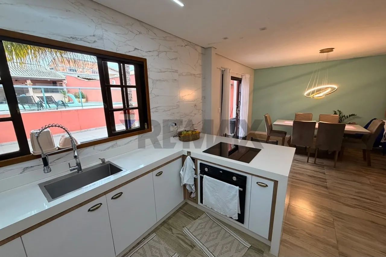 Casa Espaçosa e Semi-Mobiliada em Cajati: Lazer Completo e Pronta para Morar - Foto 3