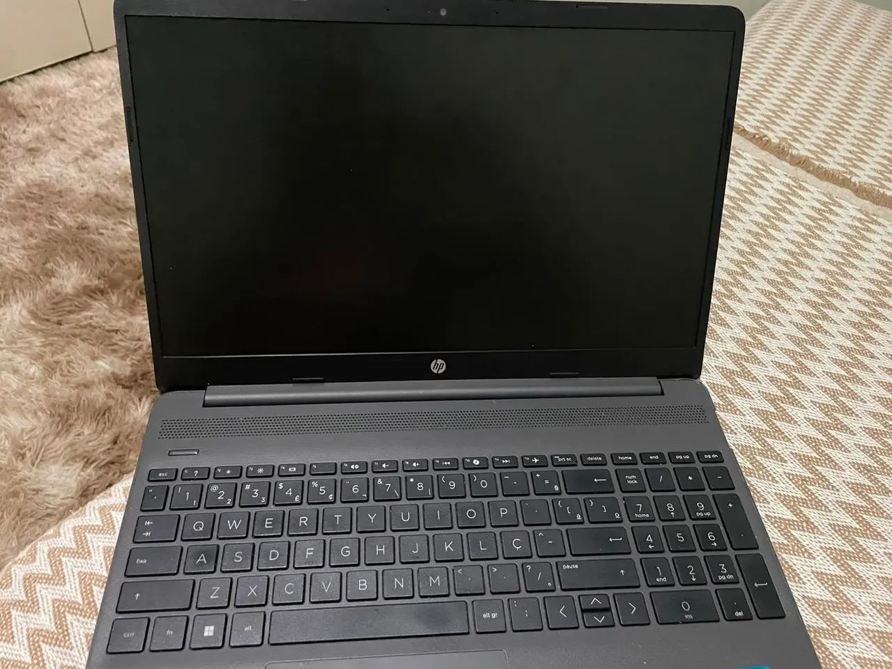  Vendo notebook Hp , 256 SSD funcionando perfeitamente.