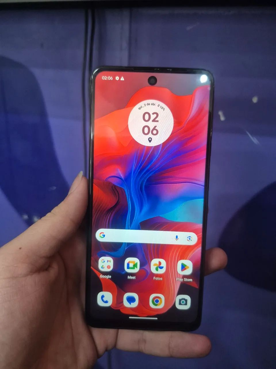 Moto G04s a venda