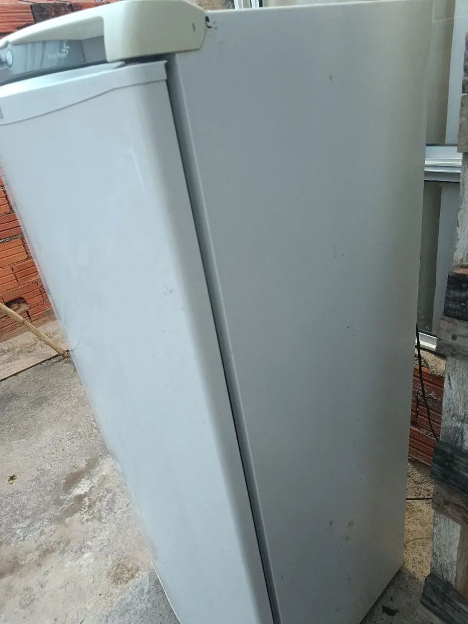 Geladeira Consul 220 vots